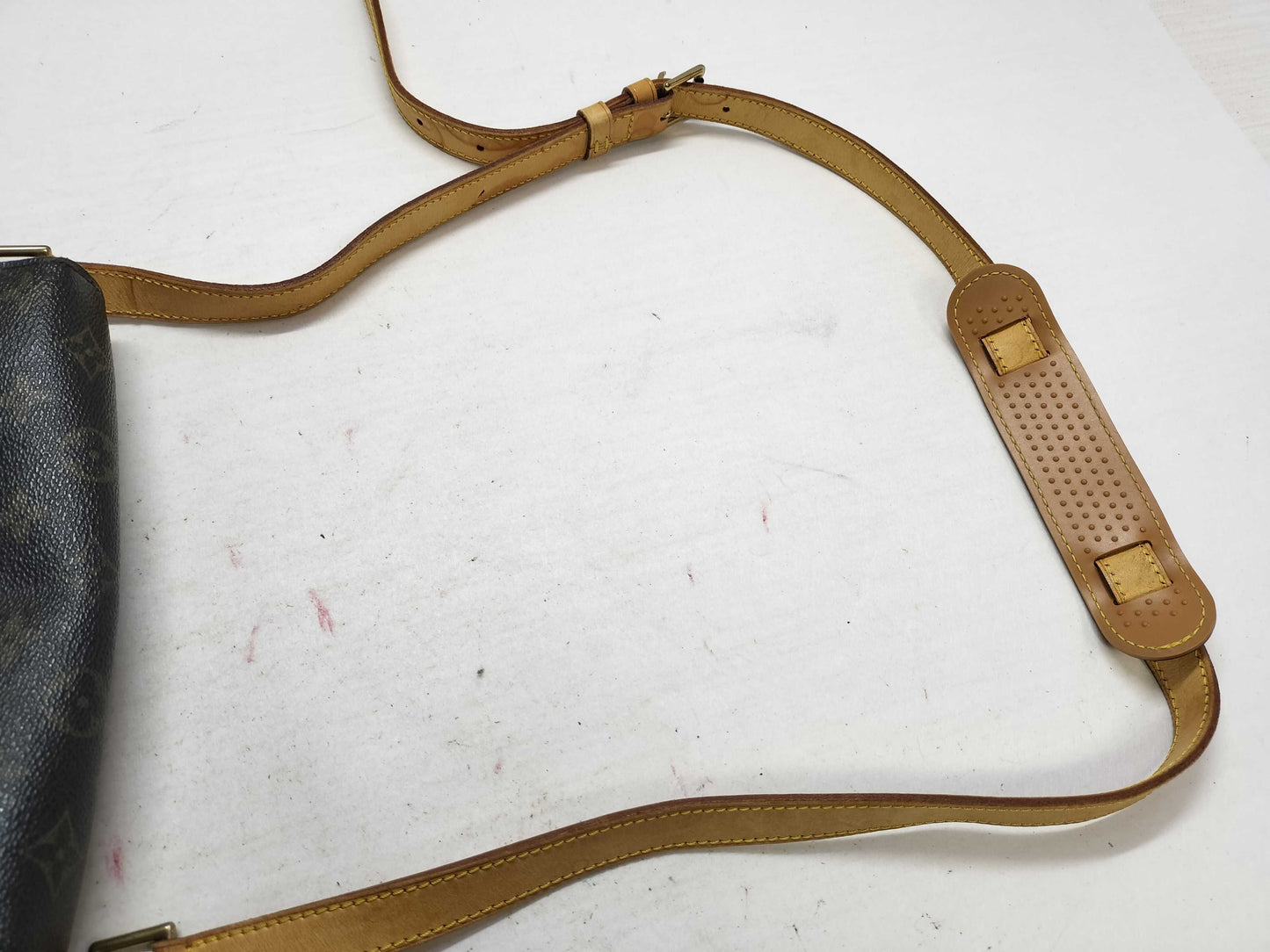 LOUIS VUITTON Monogram Saint-Cloud 884VI Shoulder Bag