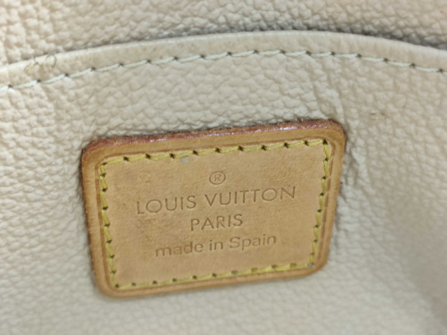 LOUIS VUITTON M47515 Monogram LOUIS VUITTON Monogram M47515 Cosmetic Pouch CA1020 Pouch