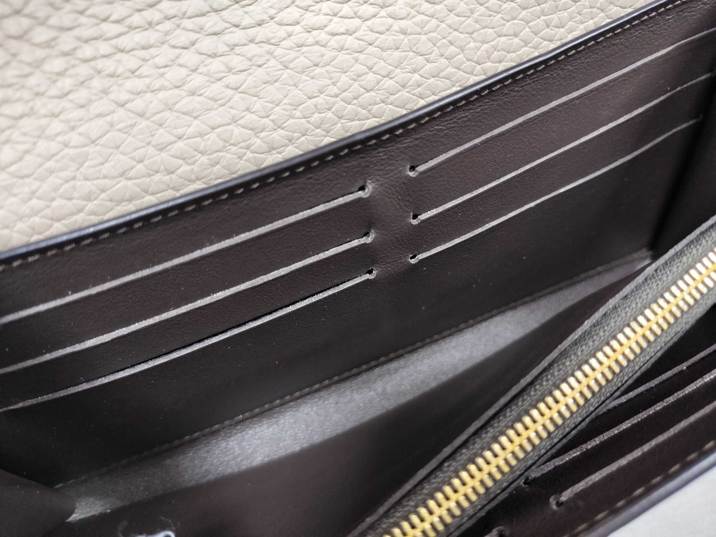 LOUIS VUITTON M61249 M61249 Portefeuille Capucines Wallet