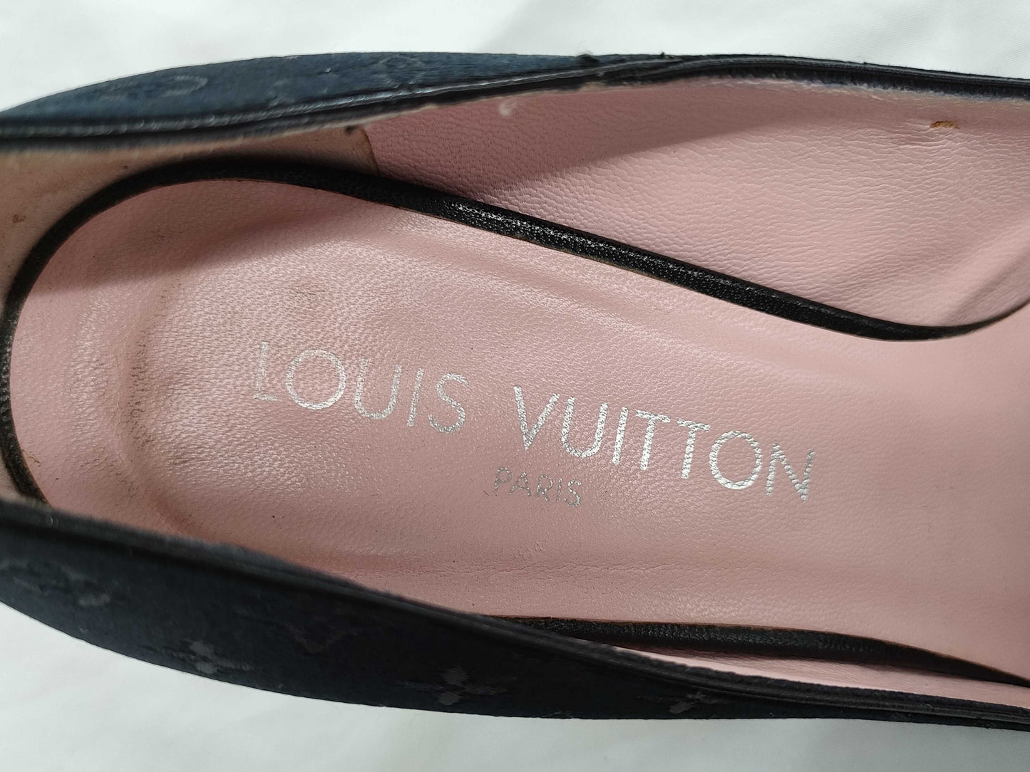 LOUIS VUITTON LOUIS VUITTON Louis Vuitton Monogram Mini Heel Pumps Size 35