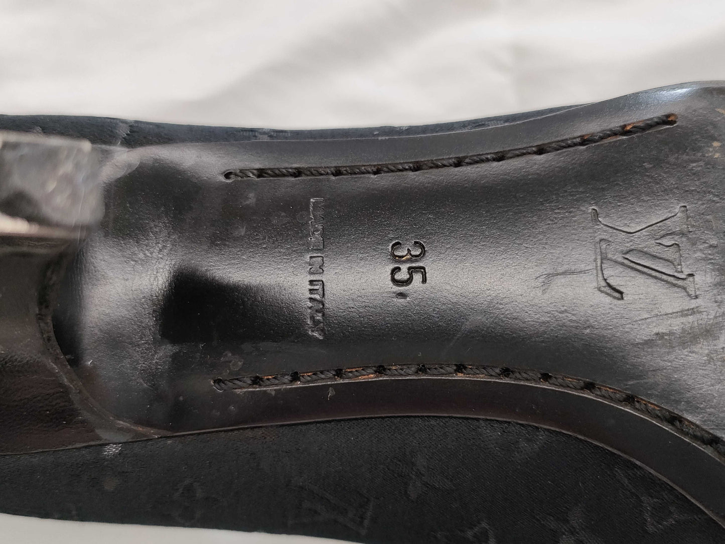 LOUIS VUITTON LOUIS VUITTON Louis Vuitton Monogram Mini Heel Pumps Size 35