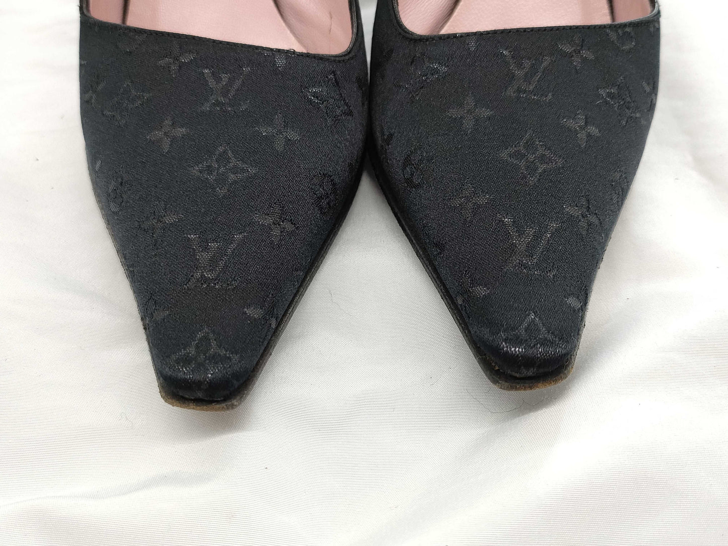 LOUIS VUITTON LOUIS VUITTON Louis Vuitton Monogram Mini Heel Pumps Size 35