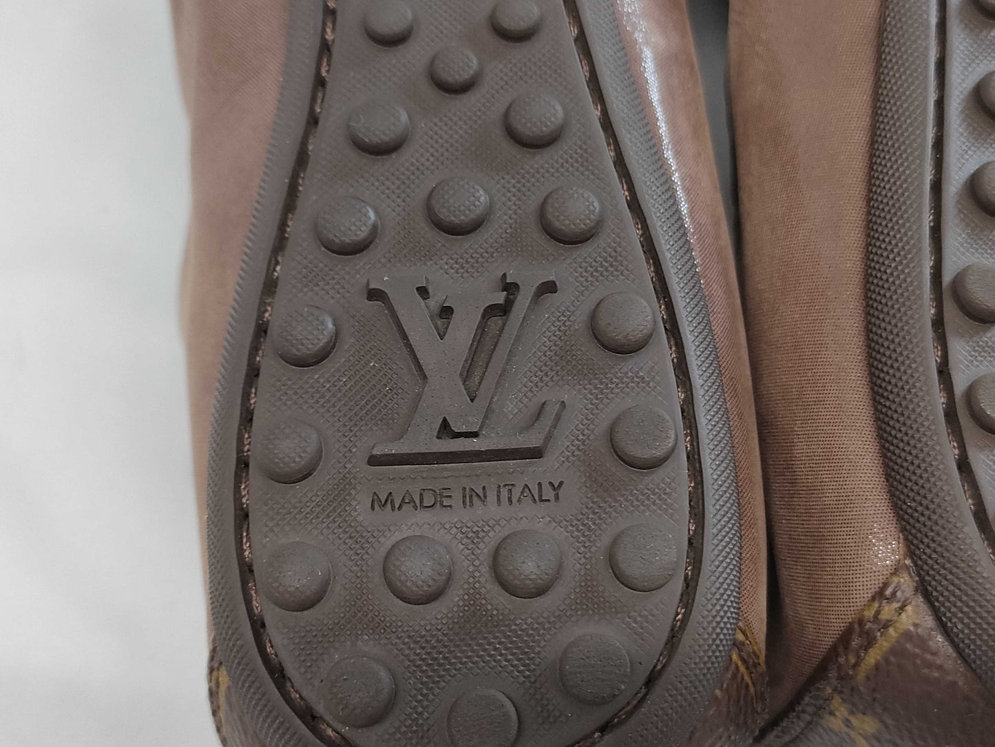 LOUIS VUITTON LOUIS VUITTON Louis Vuitton Monogram Padlock Pumps Size 36 1/2