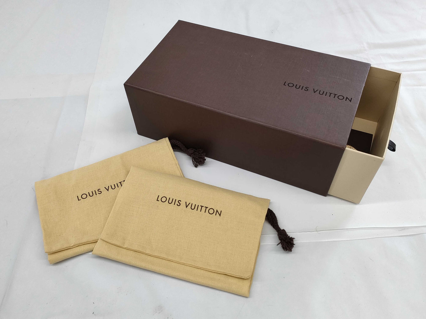 LOUIS VUITTON LOUIS VUITTON Louis Vuitton Monogram Padlock Pumps Size 36 1/2