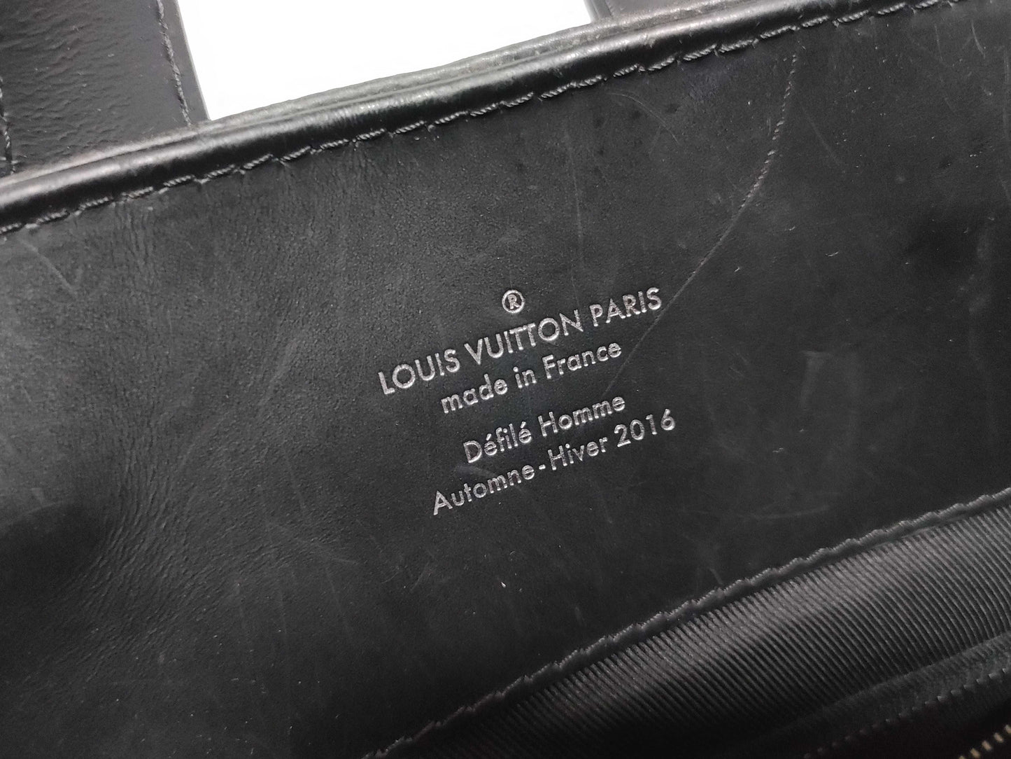 LOUIS VUITTON M40527 LOUIS VUITTON Louis Vuitton M40527 Monogram Eclipse Explorer Backpack