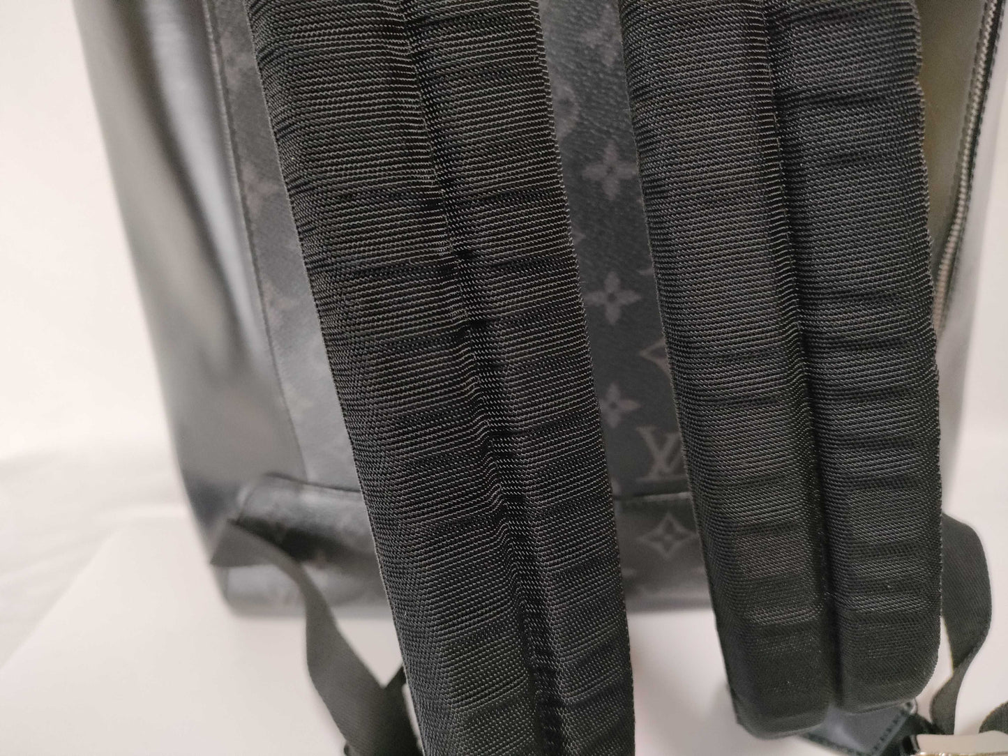 LOUIS VUITTON M40527 LOUIS VUITTON Louis Vuitton M40527 Monogram Eclipse Explorer Backpack