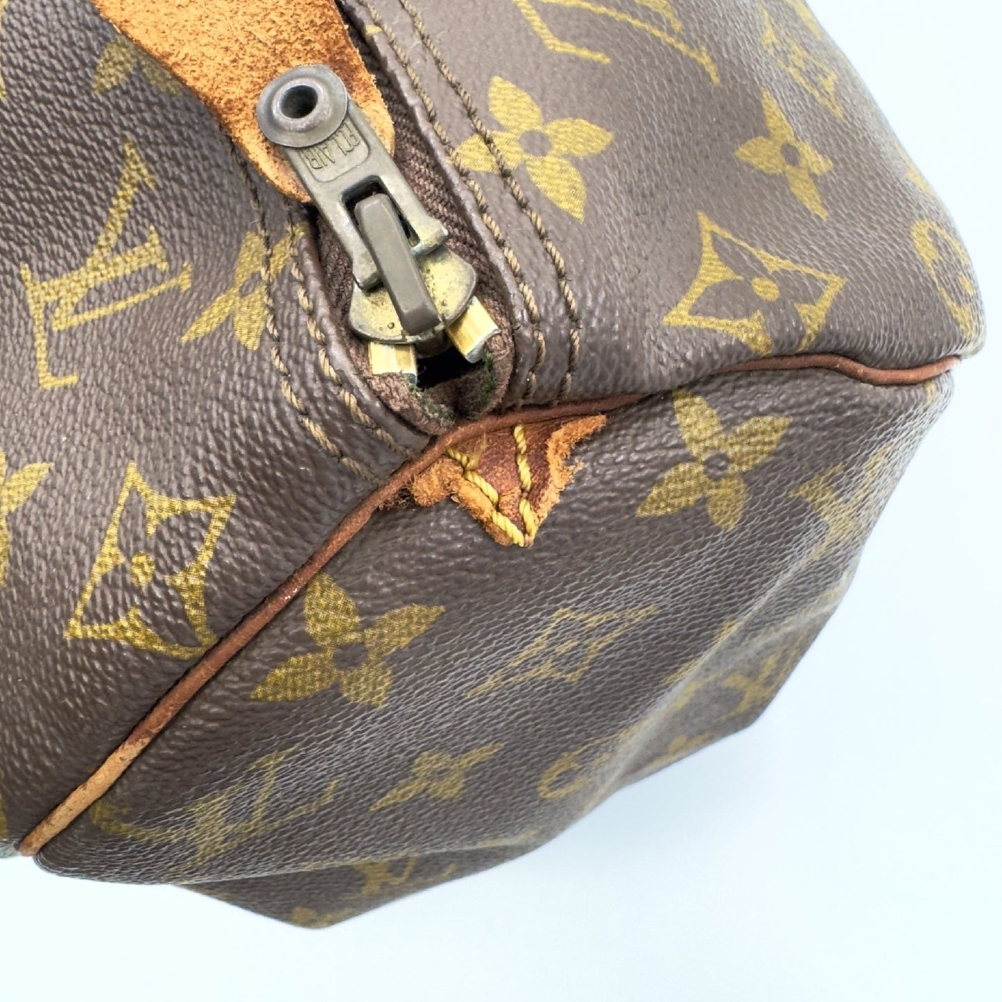 LOUIS VUITTON Speedy 40 Boston Bag