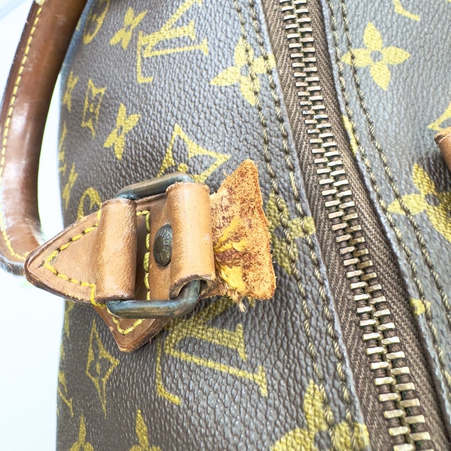 LOUIS VUITTON Speedy 40 Boston Bag