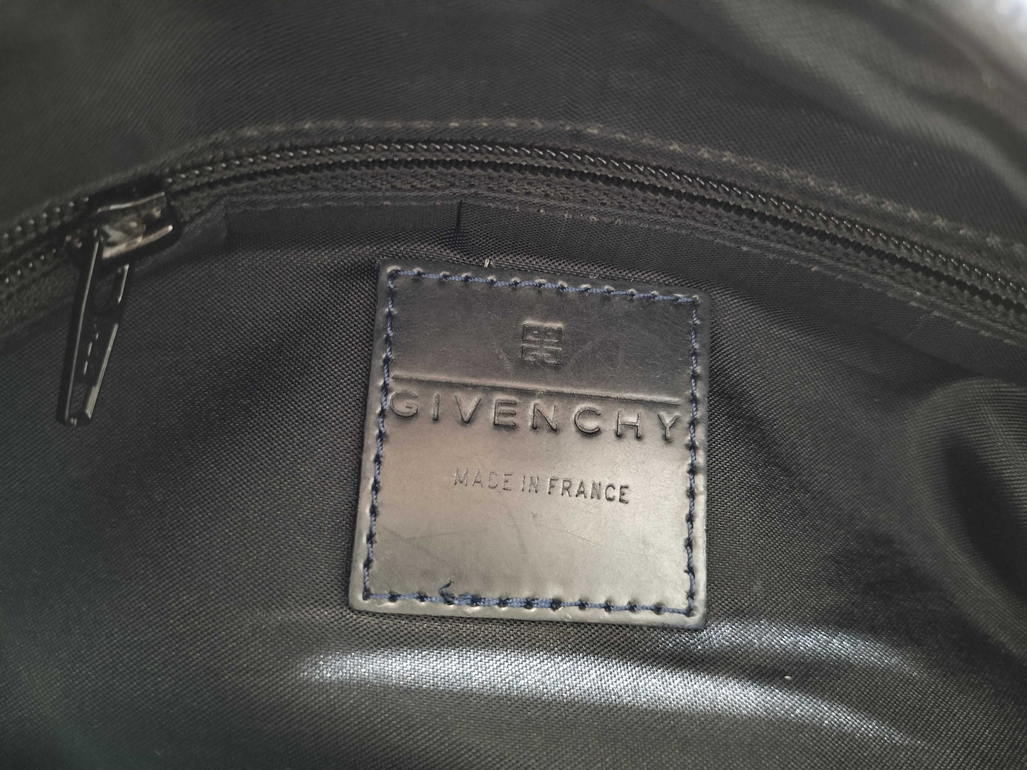 GIVENCHY GIVENCHY logo leather handbag with gold hardware