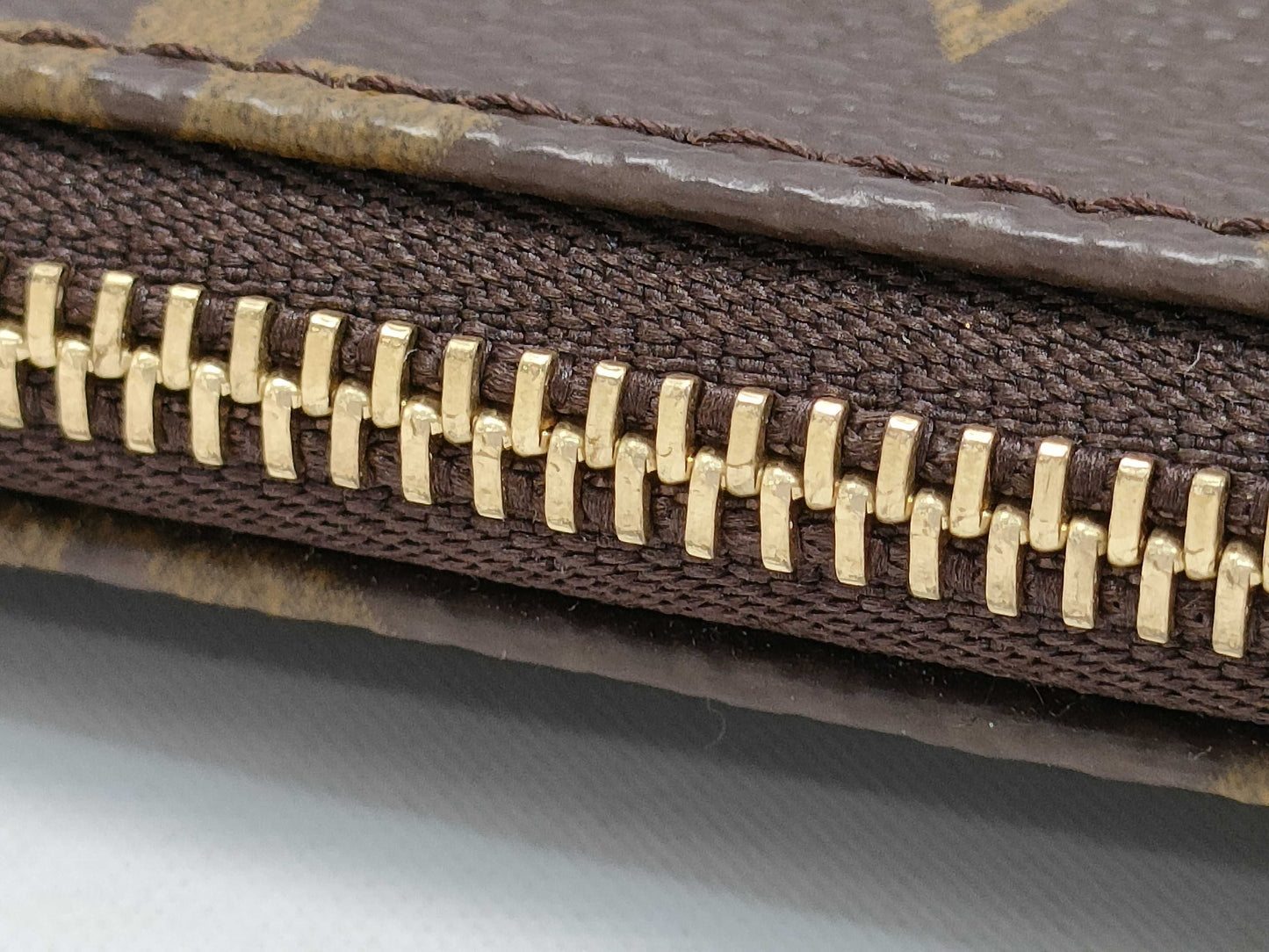 LOUIS VUITTON Damier Louis Vuitton Monogram Accessory Pouch
