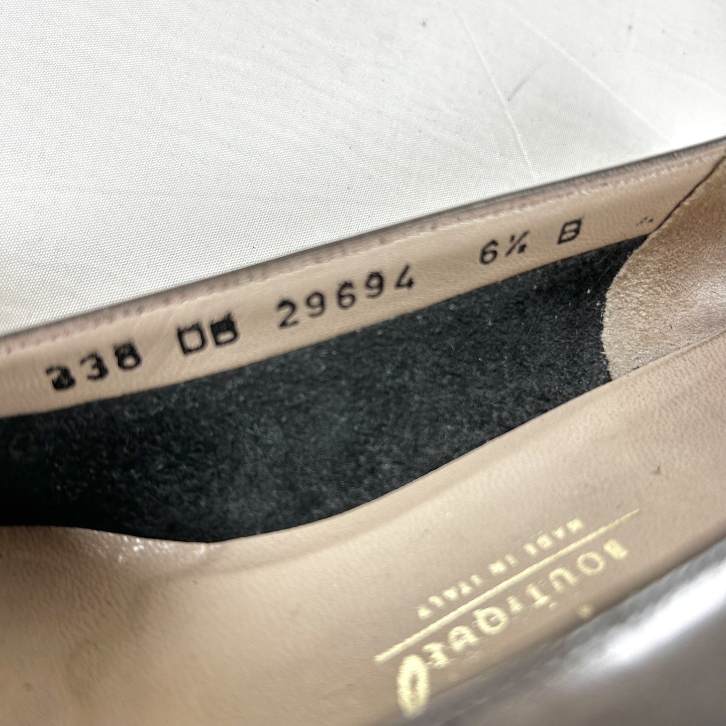 Salvatore Ferragamo Metallic Greige Vara Ribbon Low Heel 6 1/2B Pumps