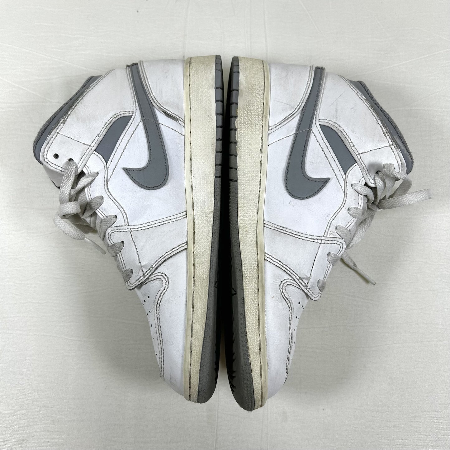 Nike Air Jordan 1 Mid 25cm Sneakers