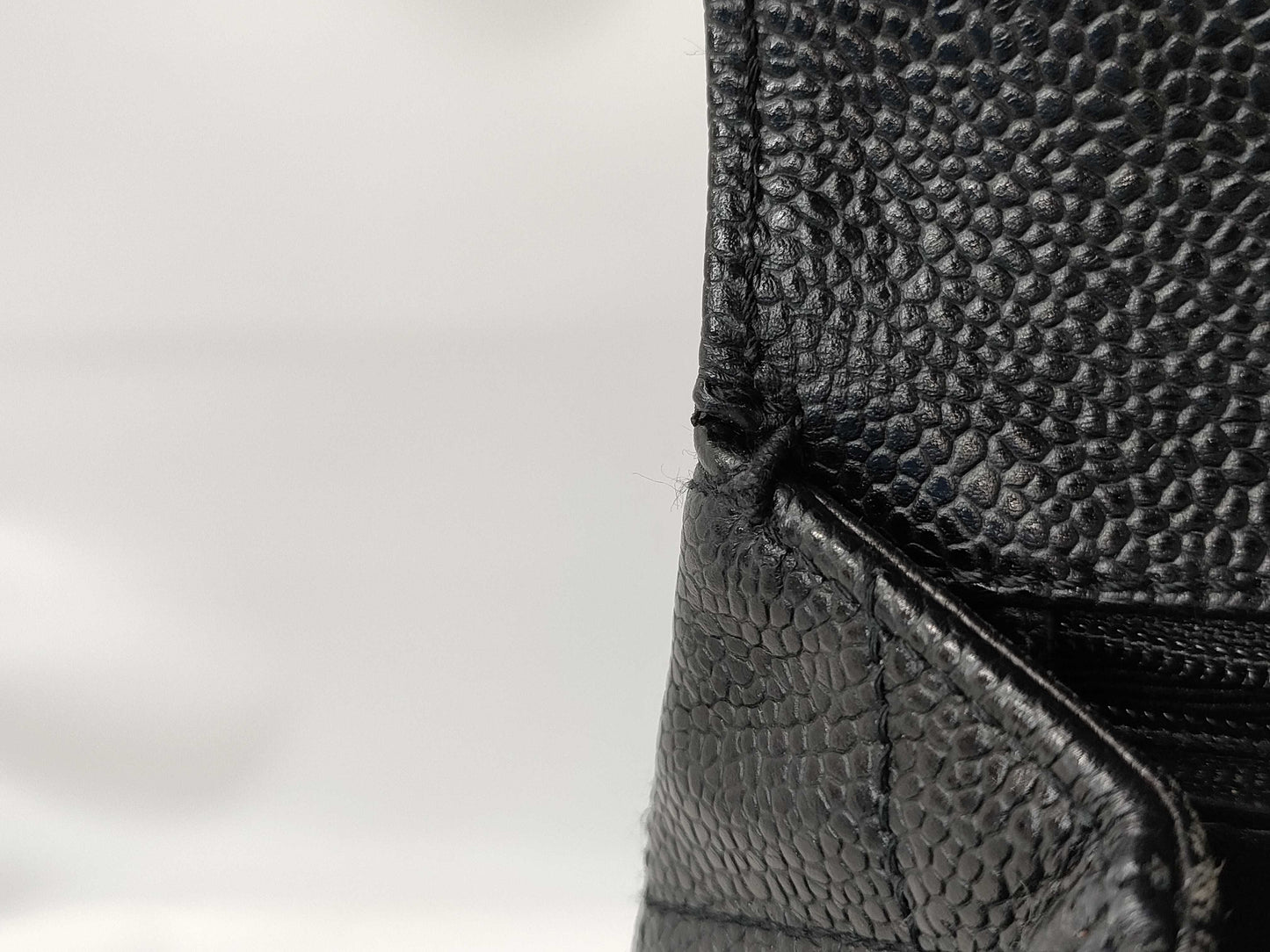 CHANEL Caviar Skin Brand Handbag 73066 Handbag