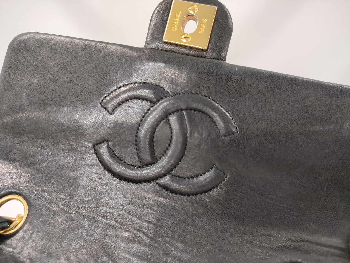 CHANEL Matelasse Mini Lambskin Shoulder Bag 2361294
