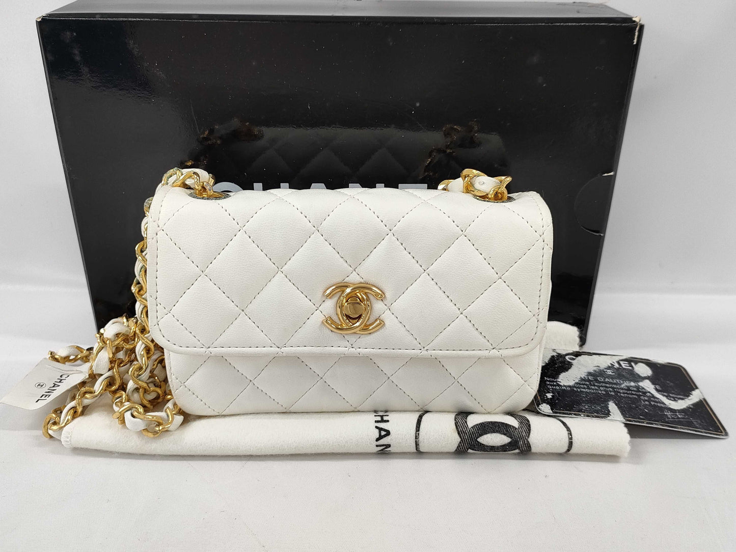 CHANEL Matelasse Lambskin Brand Bag, White Shoulder Bag