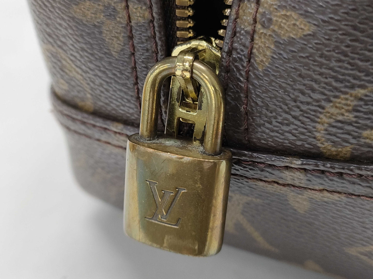 LOUIS VUITTON Louis Vuitton Monogram Brand Bag Deauville Handbag