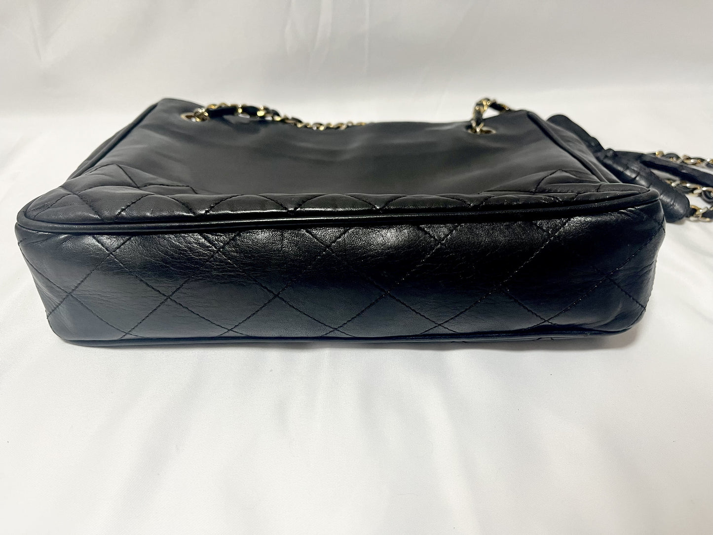 CHANEL Matelasse Shoulder Bag, Gold Hardware, Black, Seal #0 Series, Shoulder Bag