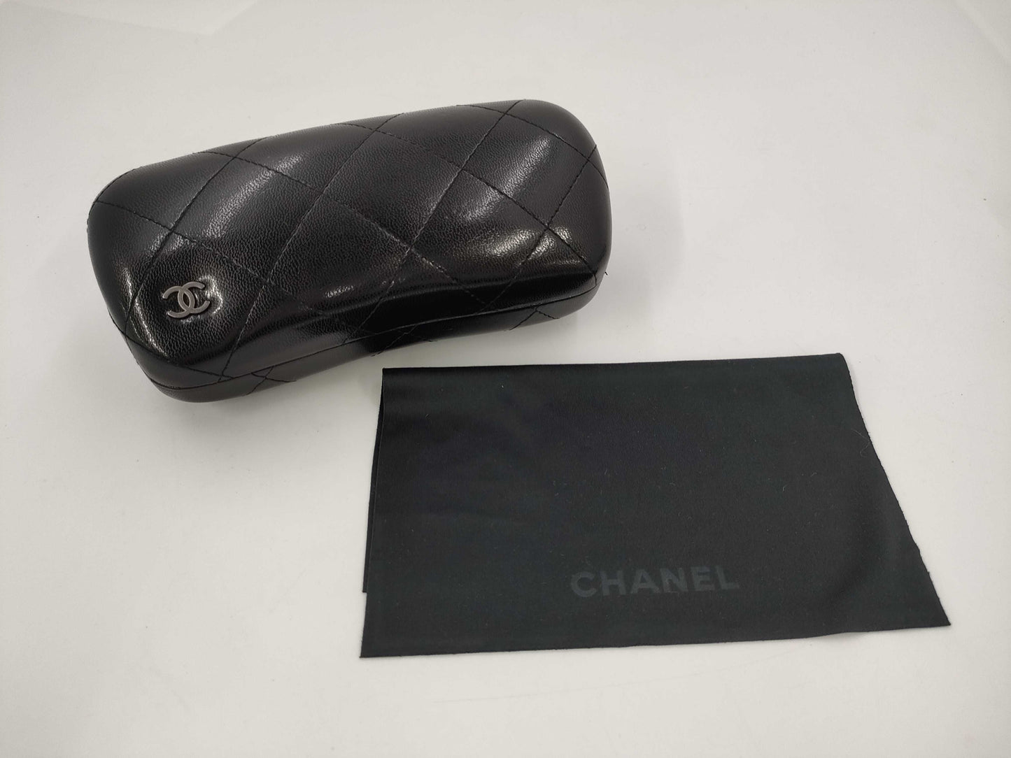 CHANEL CHANEL Coco Mark Sunglasses with Mirror Lenses A71233 Moss Green Matelasse Case Included Sunglasses/Eyeglasses