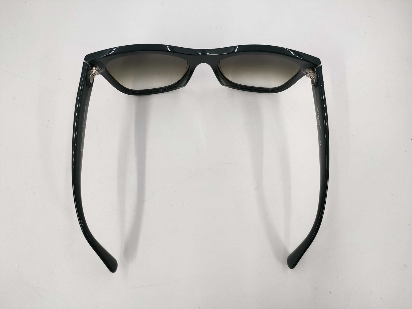 CHANEL CHANEL Coco Mark Sunglasses with Mirror Lenses A71233 Moss Green Matelasse Case Included Sunglasses/Eyeglasses