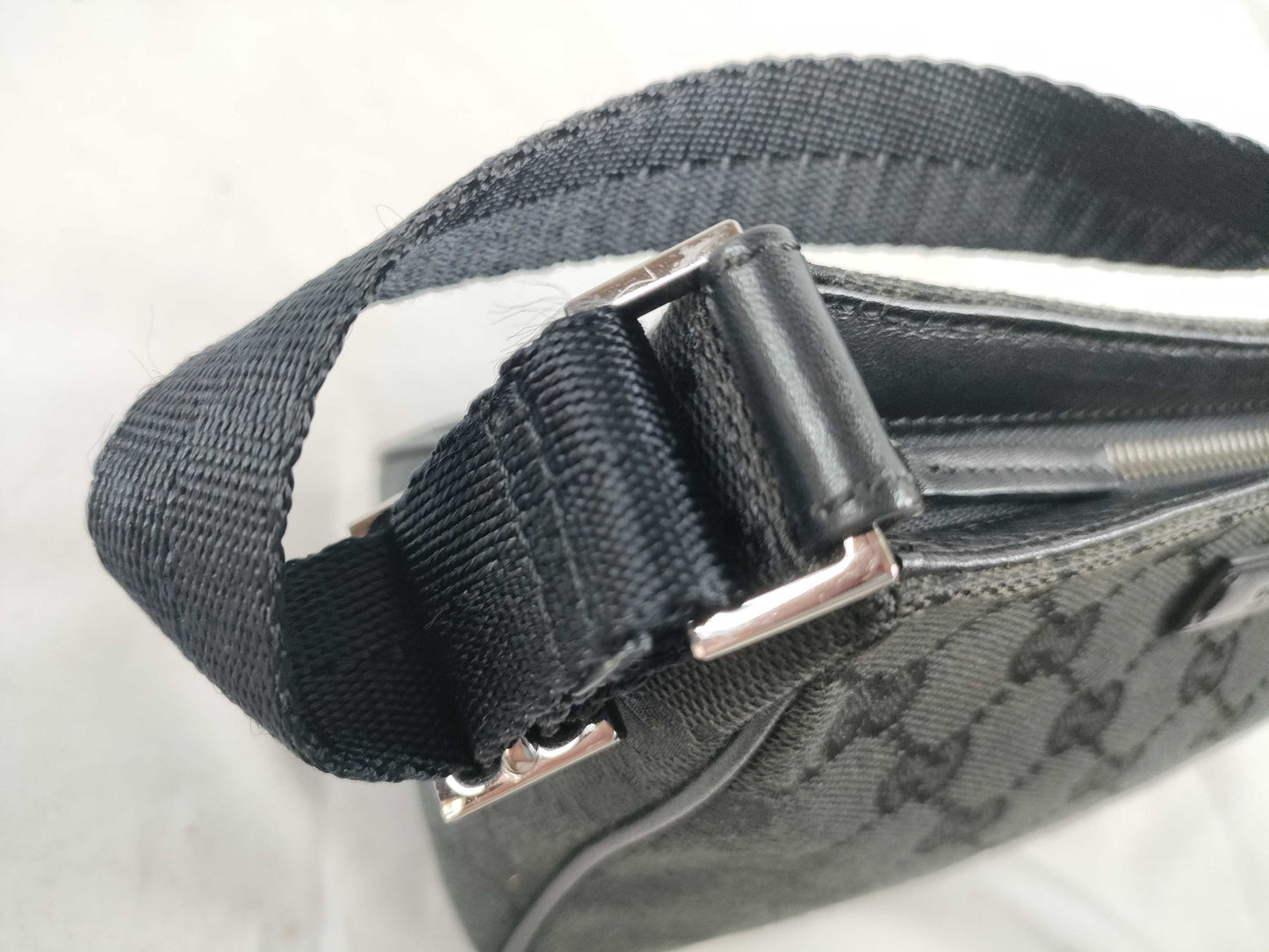 GUCCI GG Canvas Shoulder Bag 106644