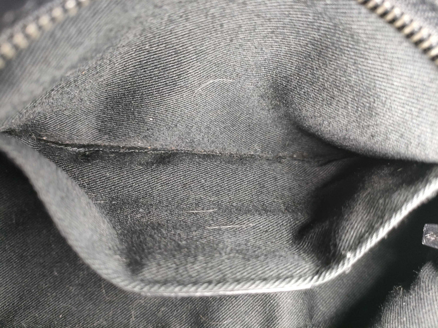 GUCCI GG Canvas Shoulder Bag 106644