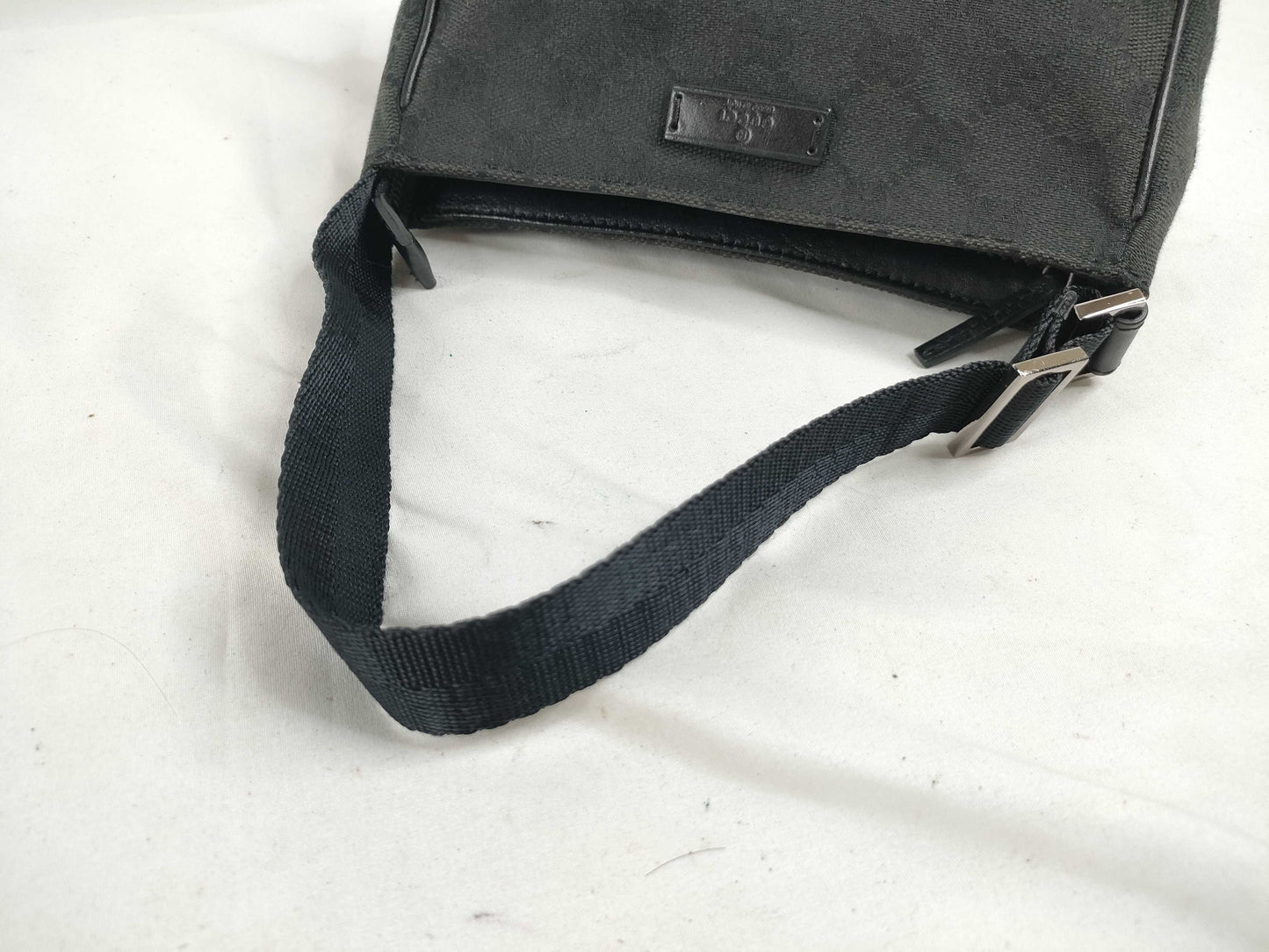 GUCCI GG Canvas Shoulder Bag 106644