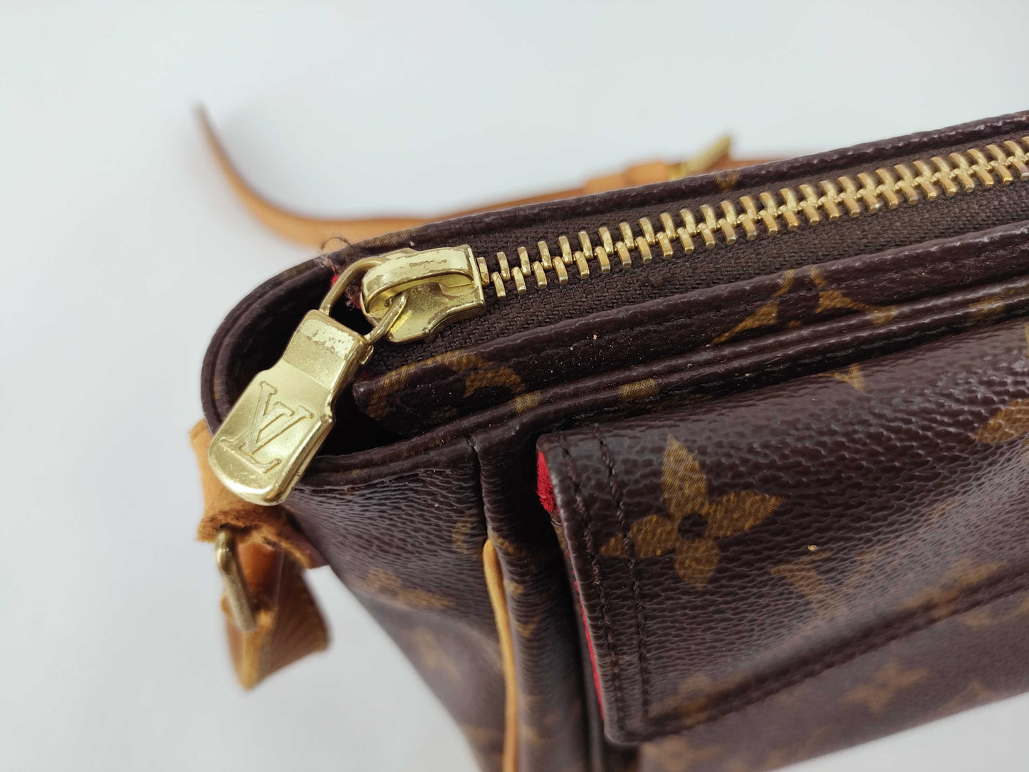 LOUIS VUITTON Monogram Louis Vuitton Viva Cite PM Shoulder Bag