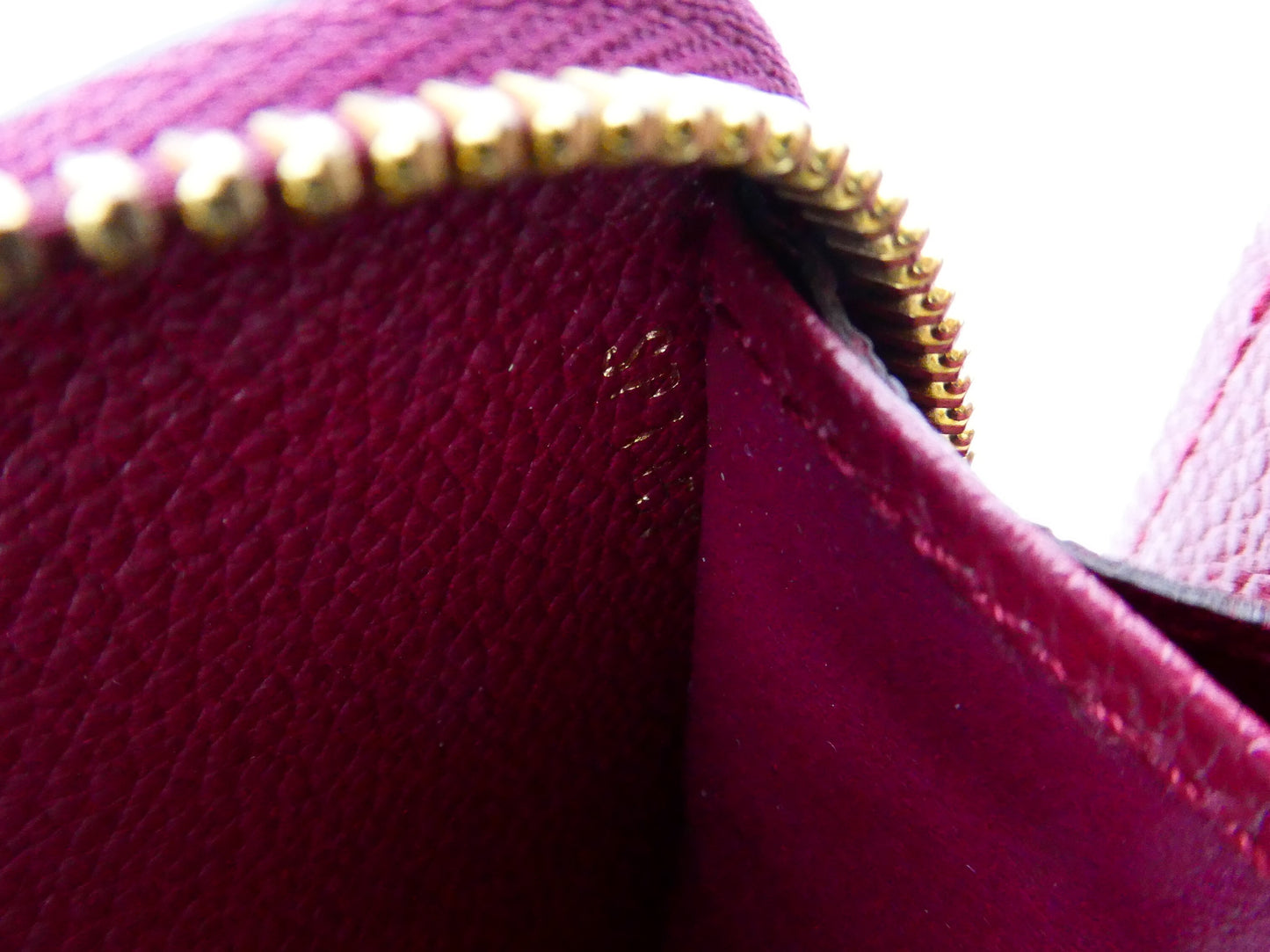 LOUIS VUITTON Monogram Empreinte Zippy Wallet