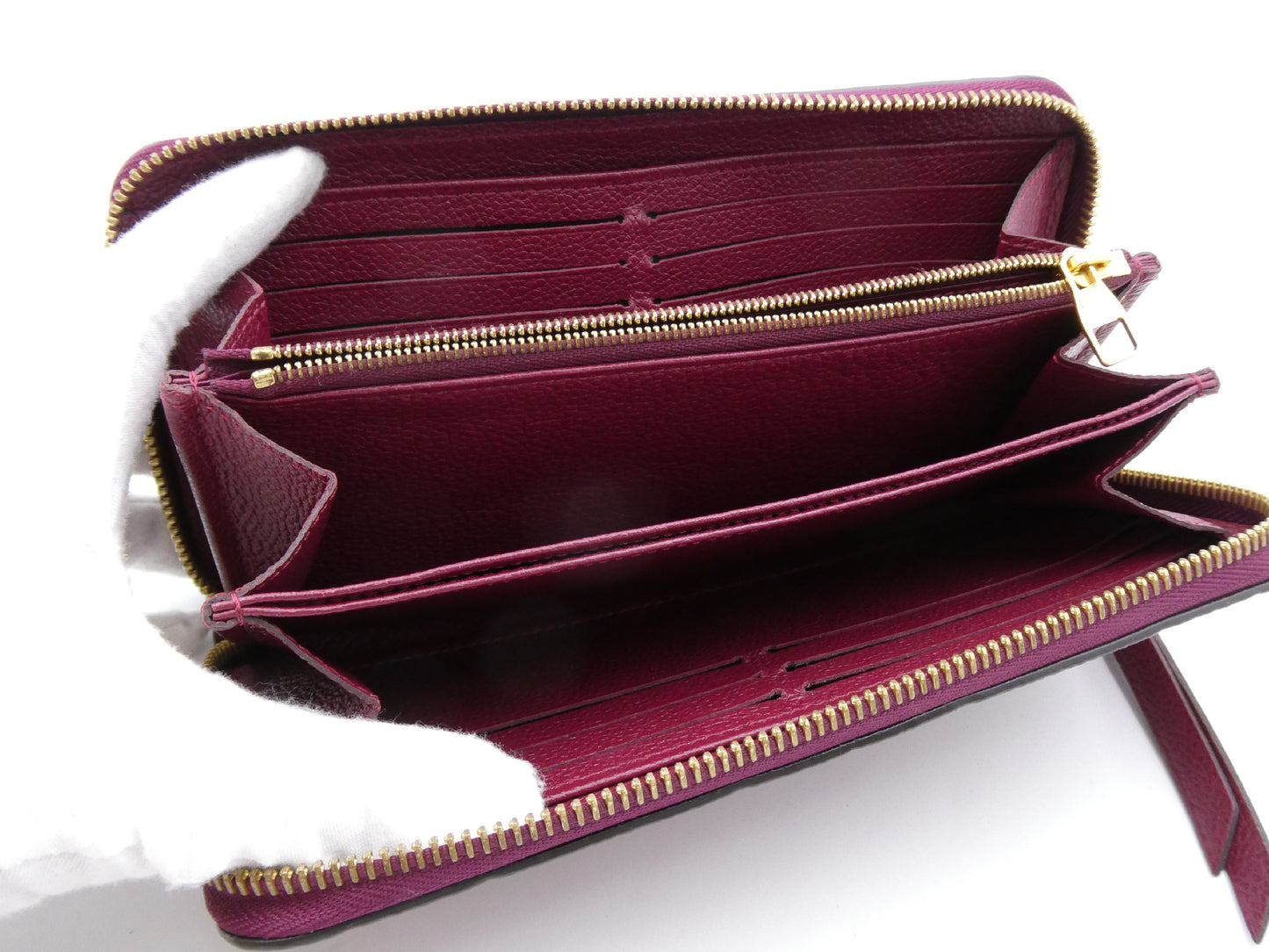 LOUIS VUITTON Monogram Empreinte Zippy Wallet