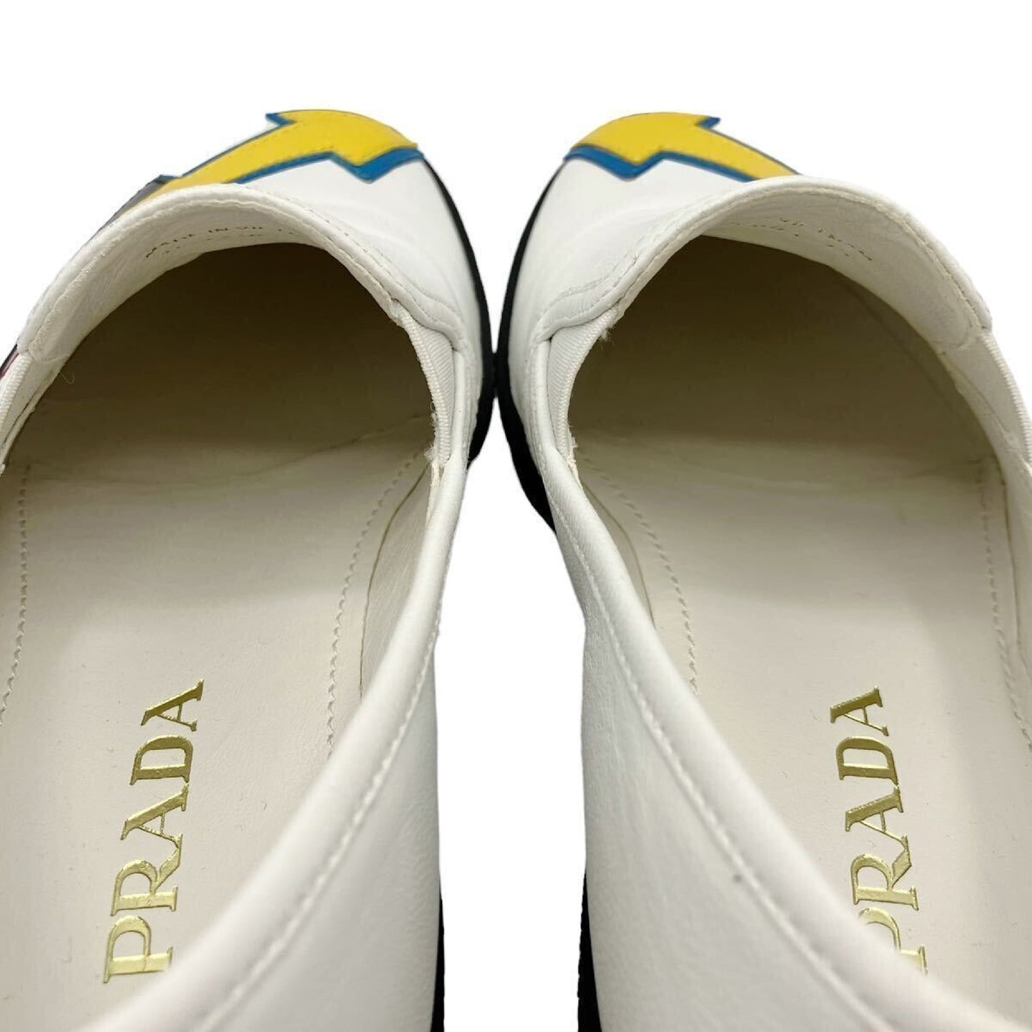 PRADA Slip-On Heart Leather Flat Shoes White Size 35 Sneakers