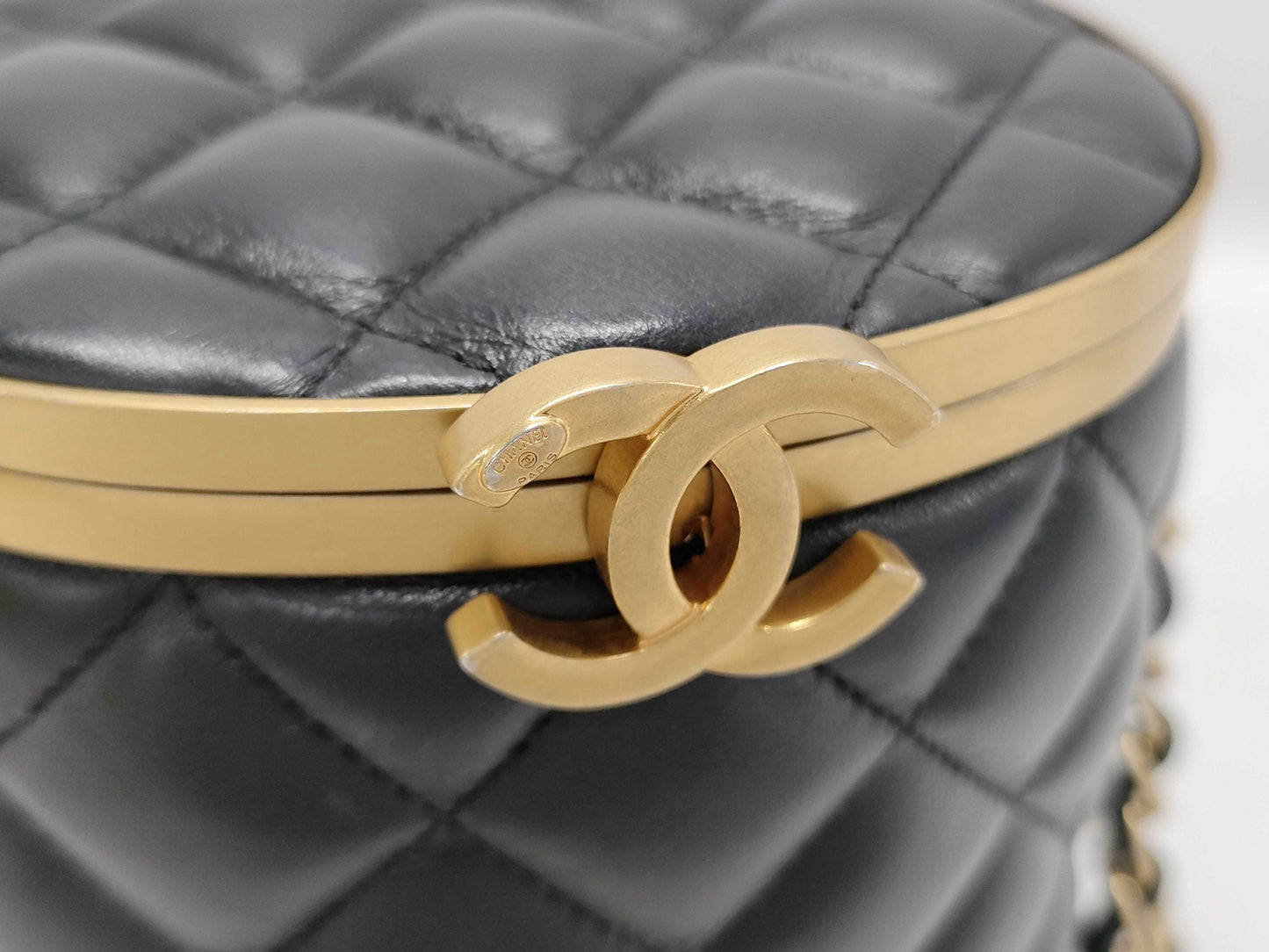 CHANEL CHANEL shoulder bag