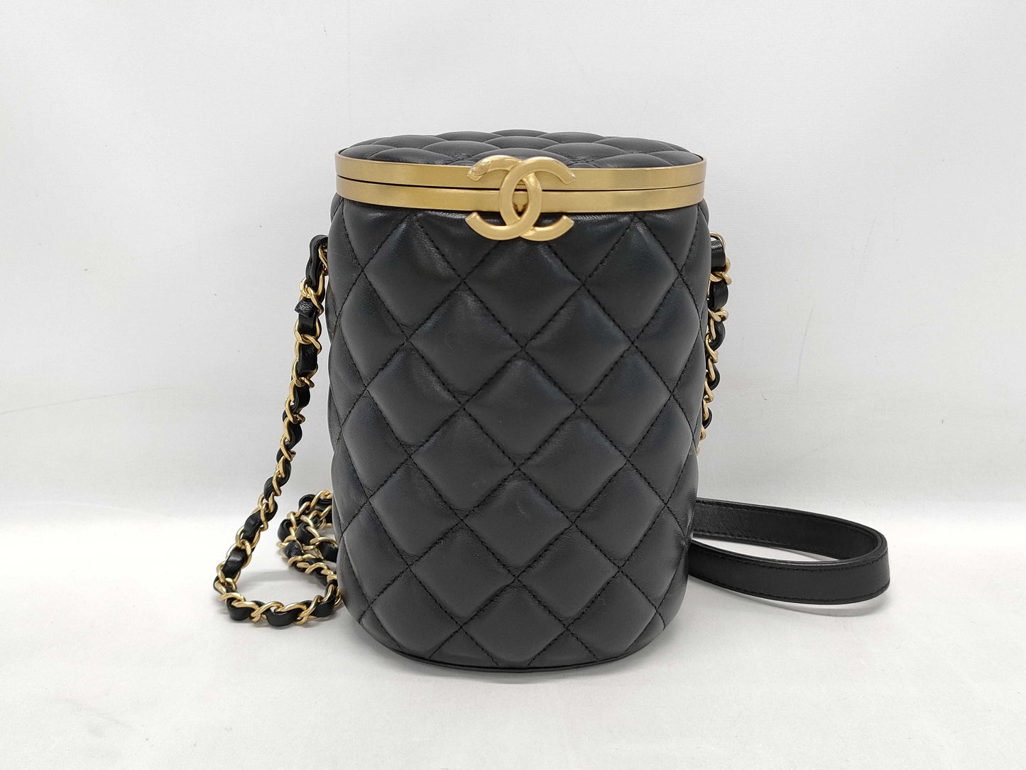 CHANEL CHANEL shoulder bag