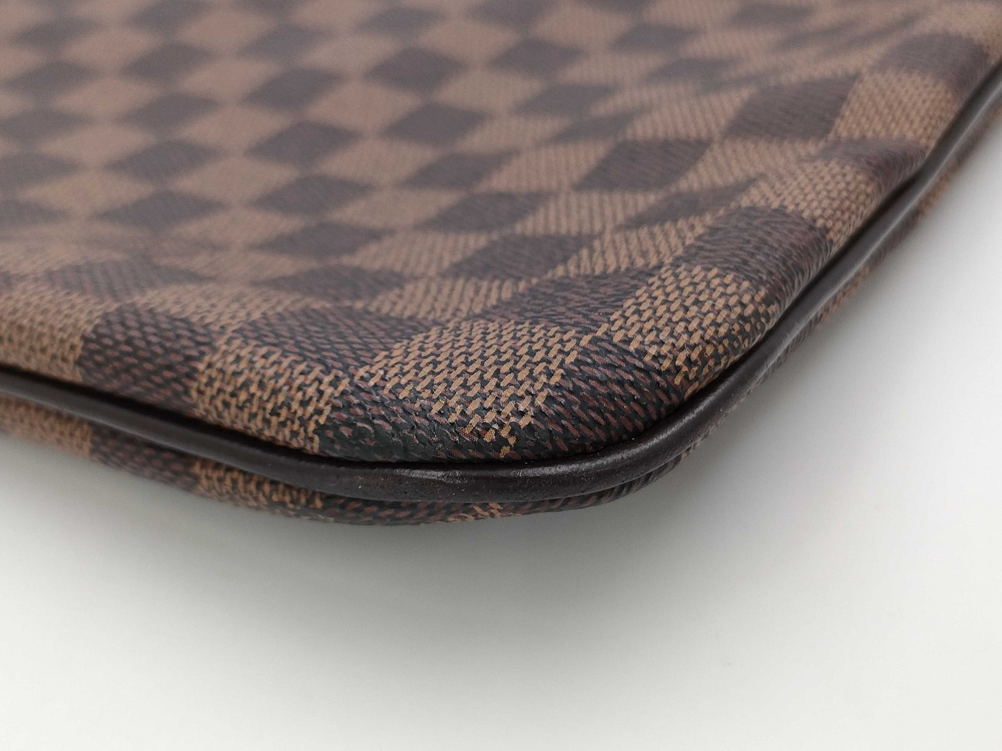 LOUIS VUITTON Louis Vuitton Clifton Damier Tote Bag