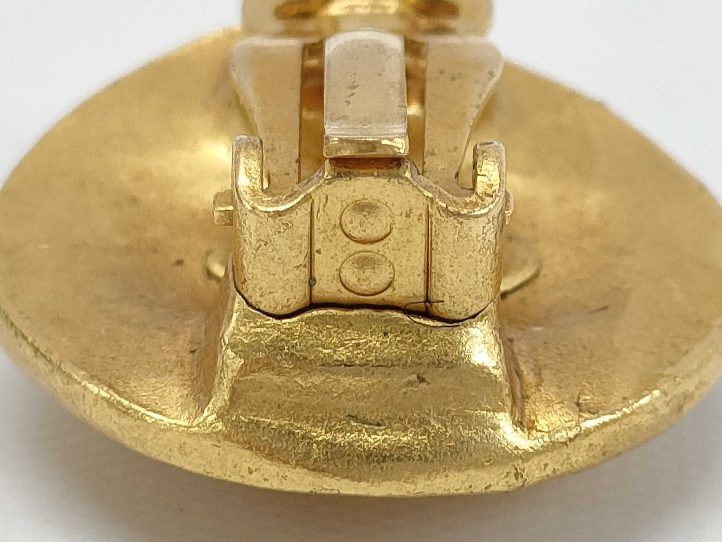 CHANEL CHANEL Coco Mark Round Gold Earrings