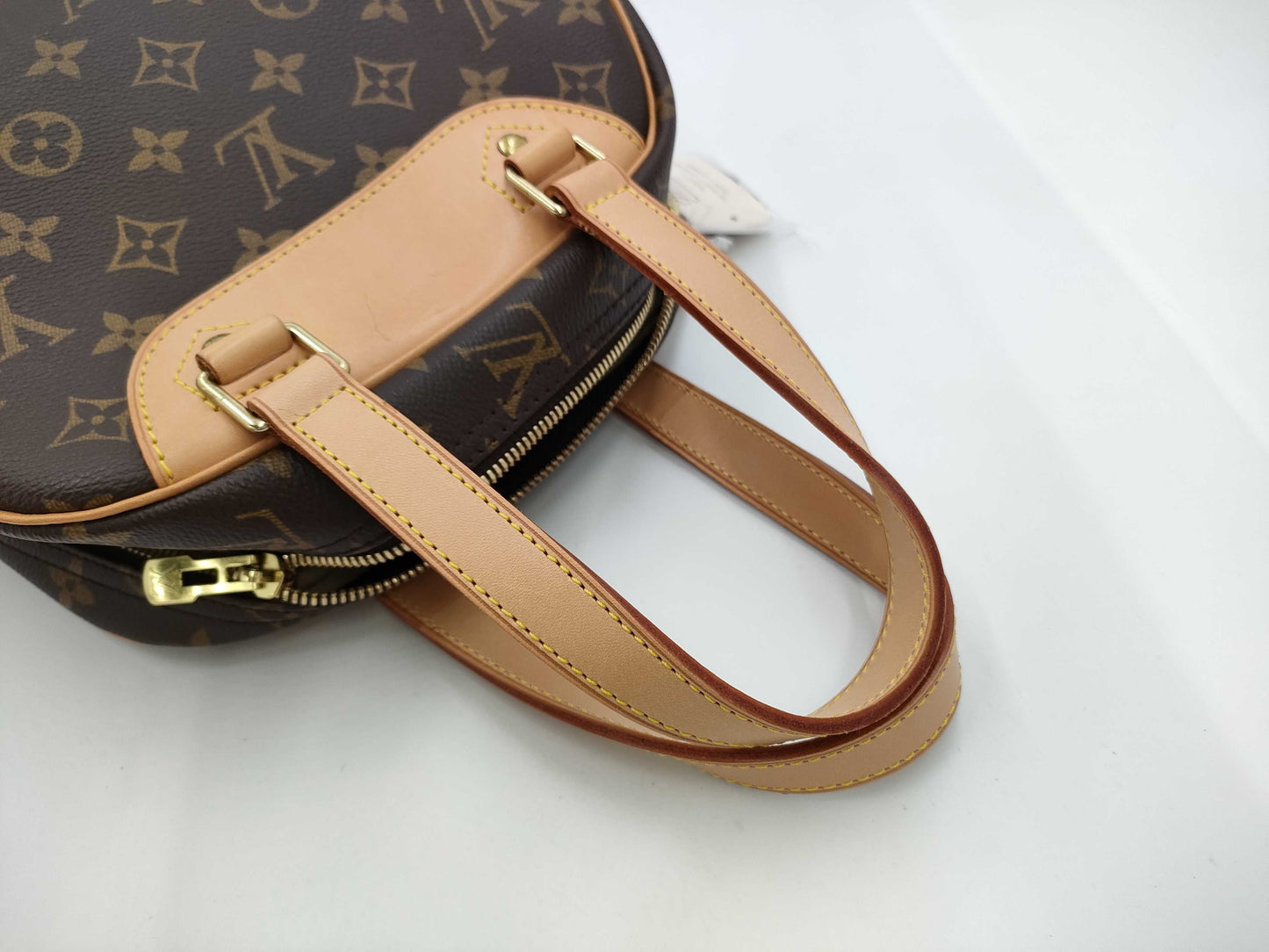 LOUIS VUITTON Louis Vuitton Bag Excursion Handbag