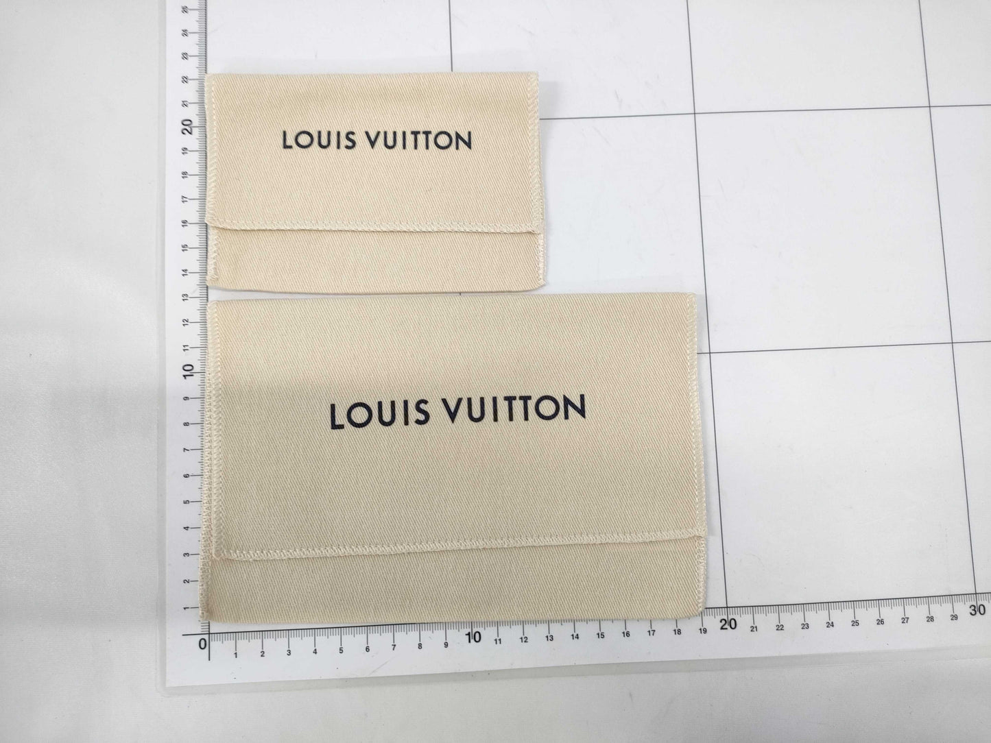 LOUIS VUITTON Current Storage Bags for Small Items, 15-Piece Set
