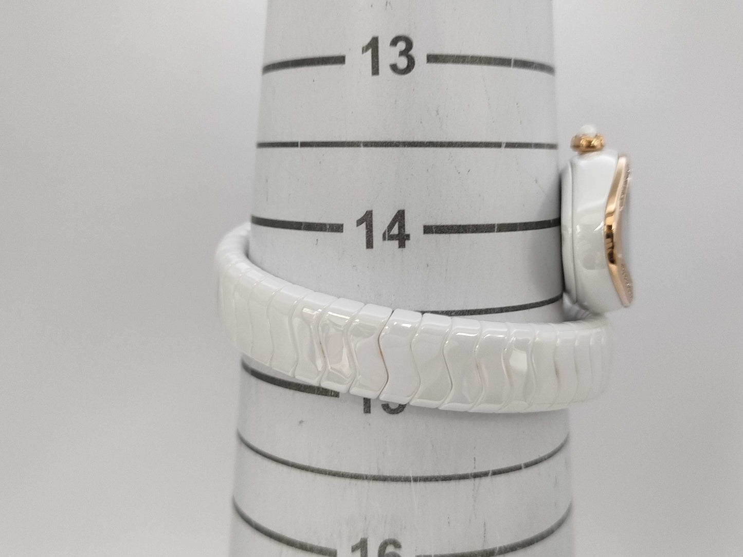 BVLGARI Serpenti SPC35WG BU3C3N7 Quartz Women's Watch