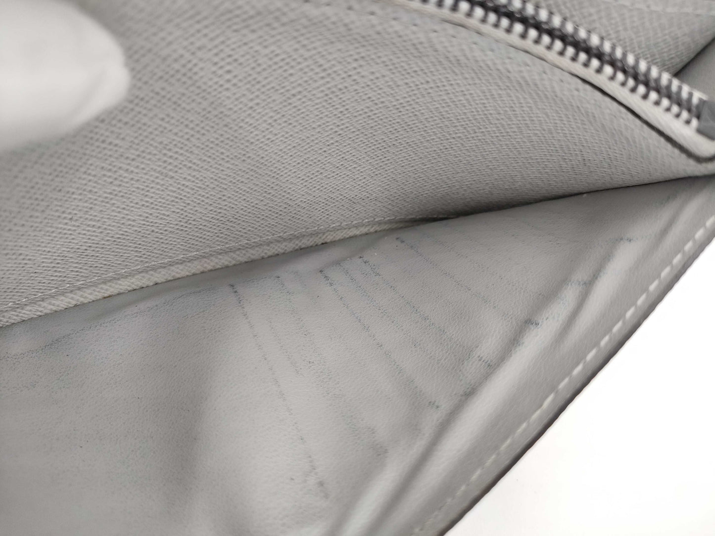 LOUIS VUITTON Epi Leather Portefeuille Brazza M81371 Wallet