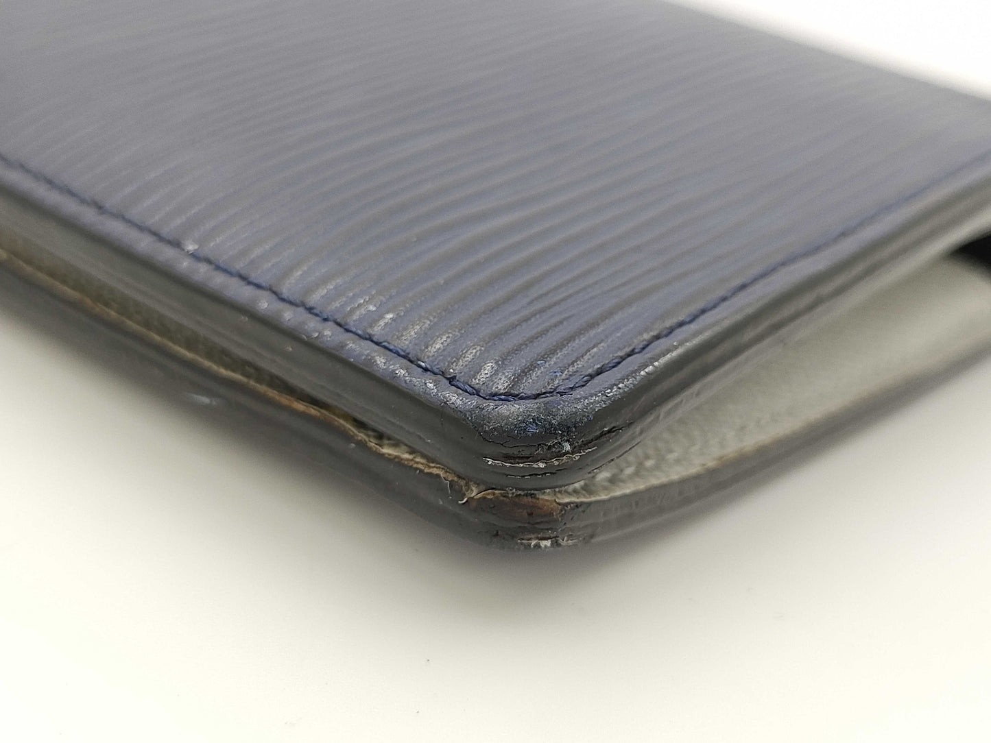 LOUIS VUITTON Epi Leather Portefeuille Brazza M81371 Wallet