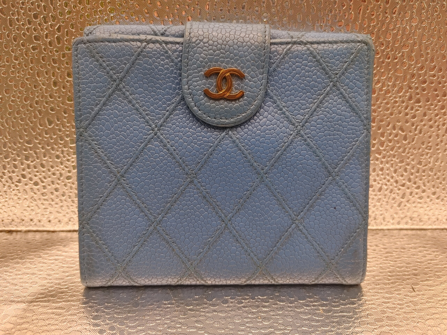 CHANEL Bicolor Double-Hook Compact Wallet with Seal 4773277 Caviar Skin Blue Wallet