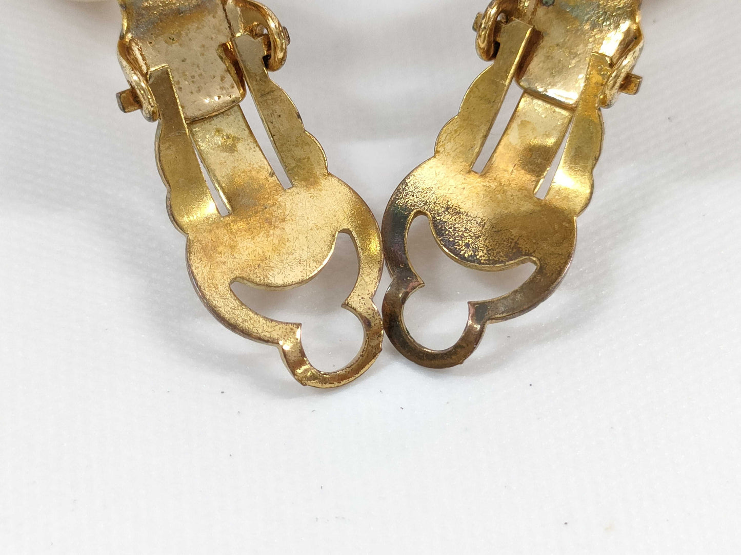 CHANEL Pearl Coco Mark Earrings with Rice