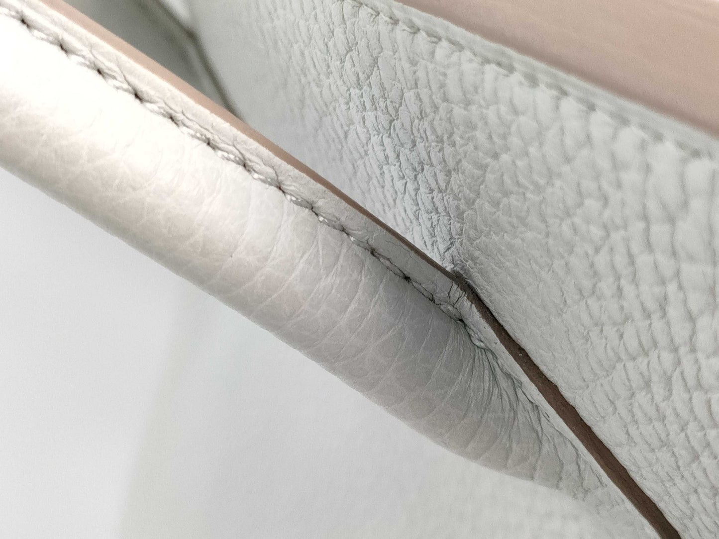 HERMES Birkin 30 handbag in ivory with silver hardware and a C stamp.
