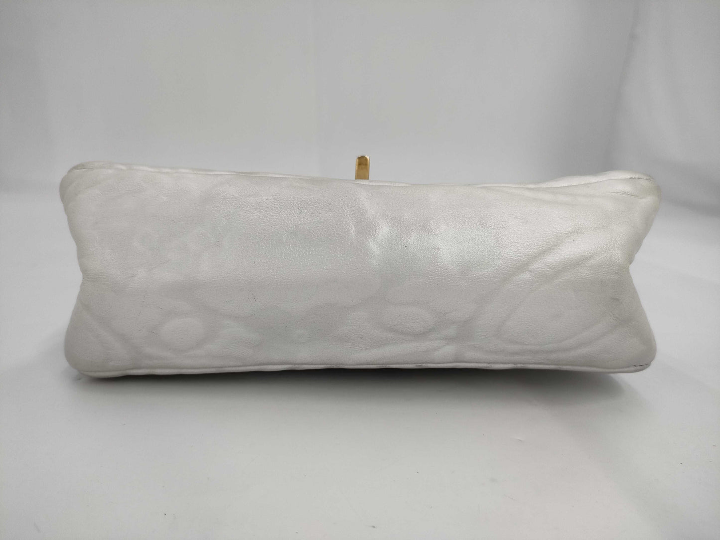 CHANEL shoulder bag