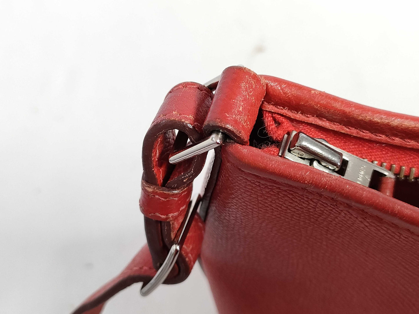 HERMES Berlingo PM Epson Rouge Bif Shoulder Bag with H Stamp
