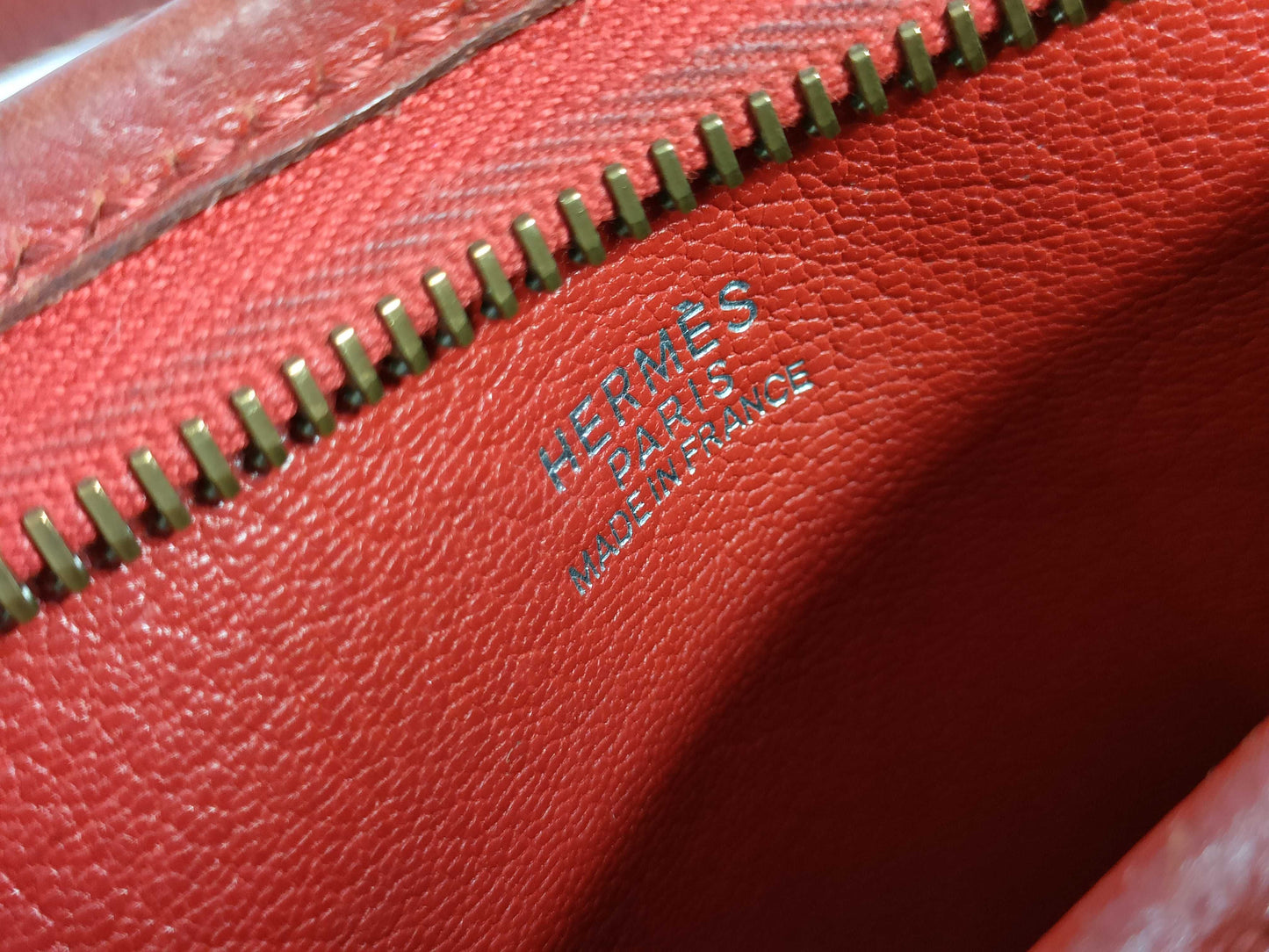 HERMES Berlingo PM Epson Rouge Bif Shoulder Bag with H Stamp