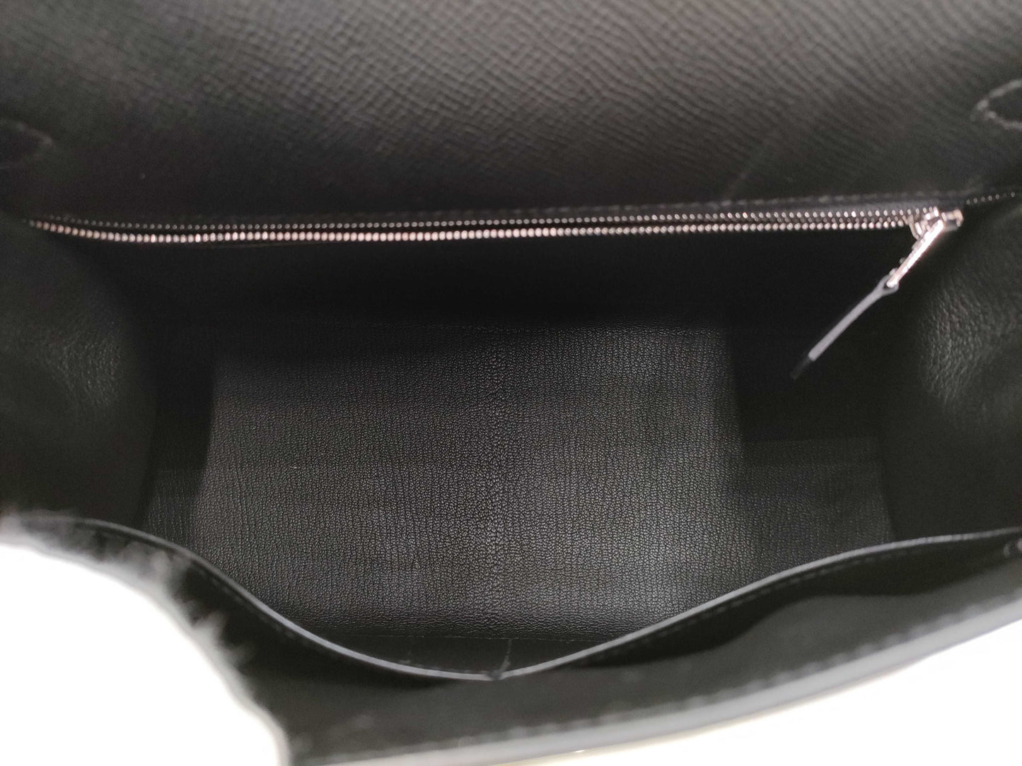 HERMES Kelly 28 Epson Black B-stamped Handbag