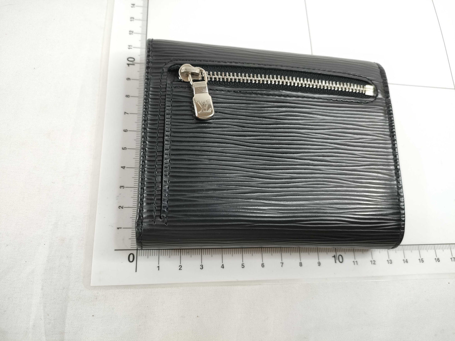 LOUIS VUITTON M58012 Epi Portefeuille Koala Black M58012 SR0095 Wallet