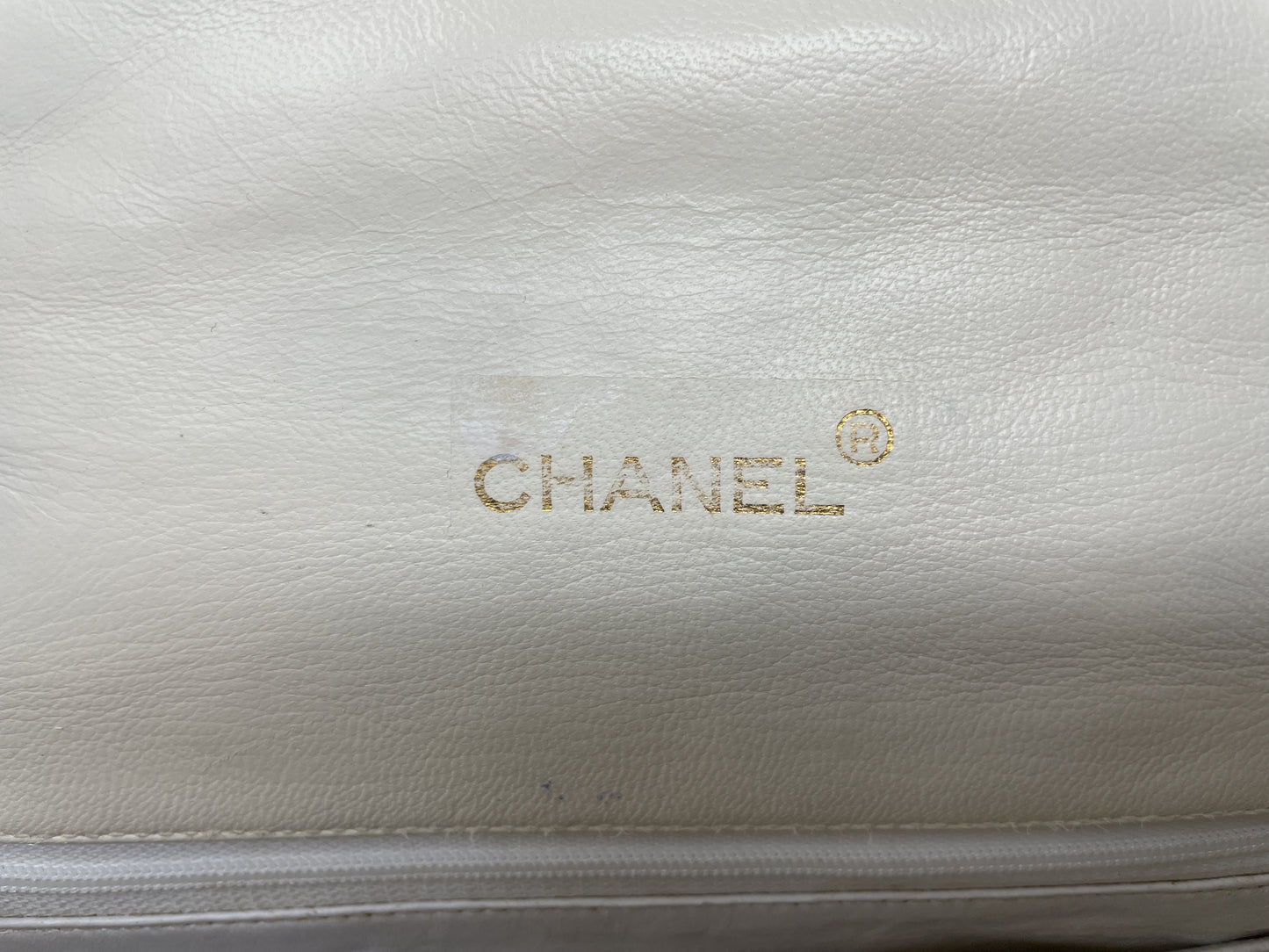 CHANEL CHANEL Matelasse Shoulder Bag Turn Lock White with Seal