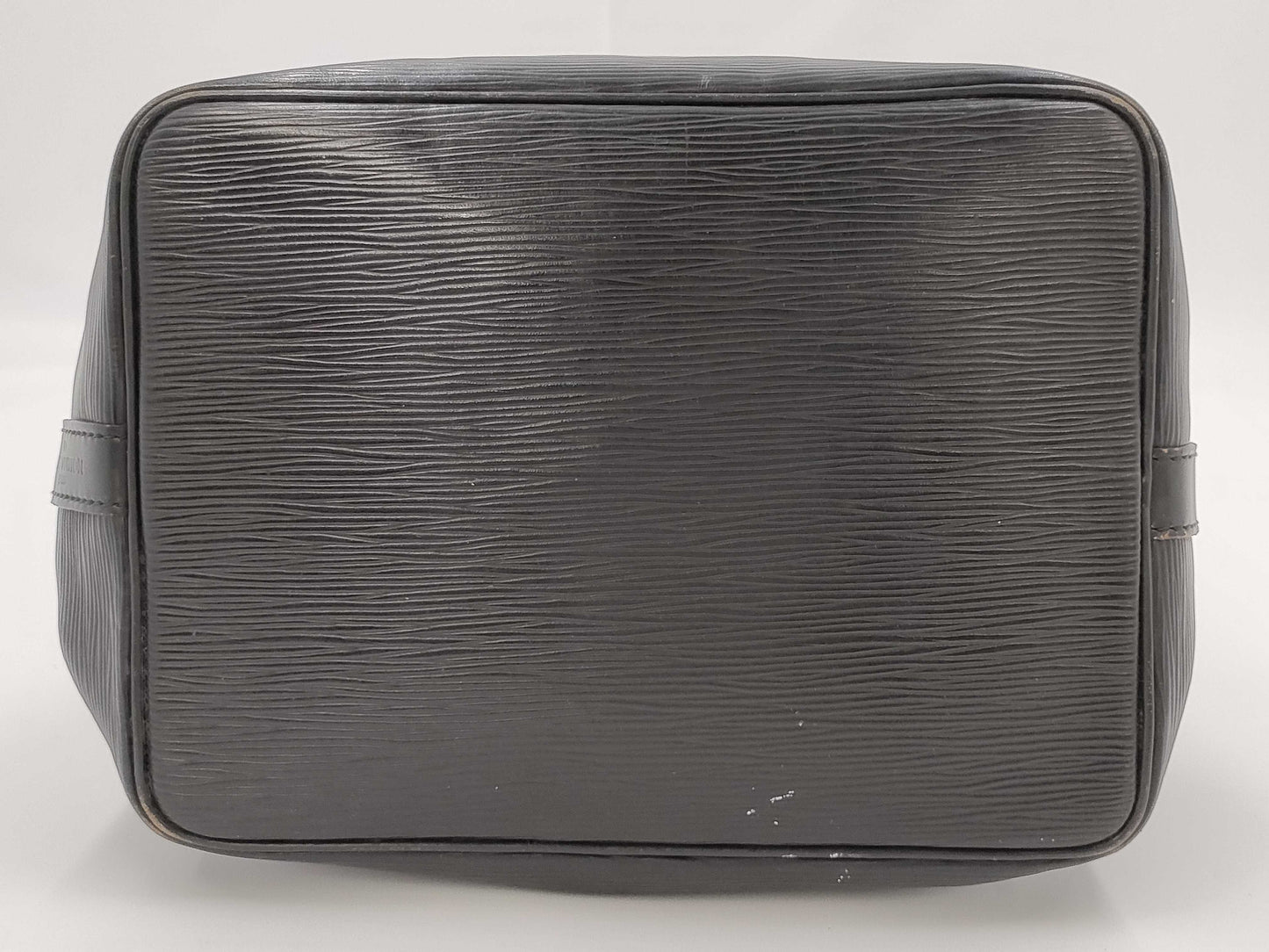 LOUIS VUITTON Petit Noe Epi Noir One-Shoulder Bag in Black Leather M44102/8906A2 Shoulder Bag