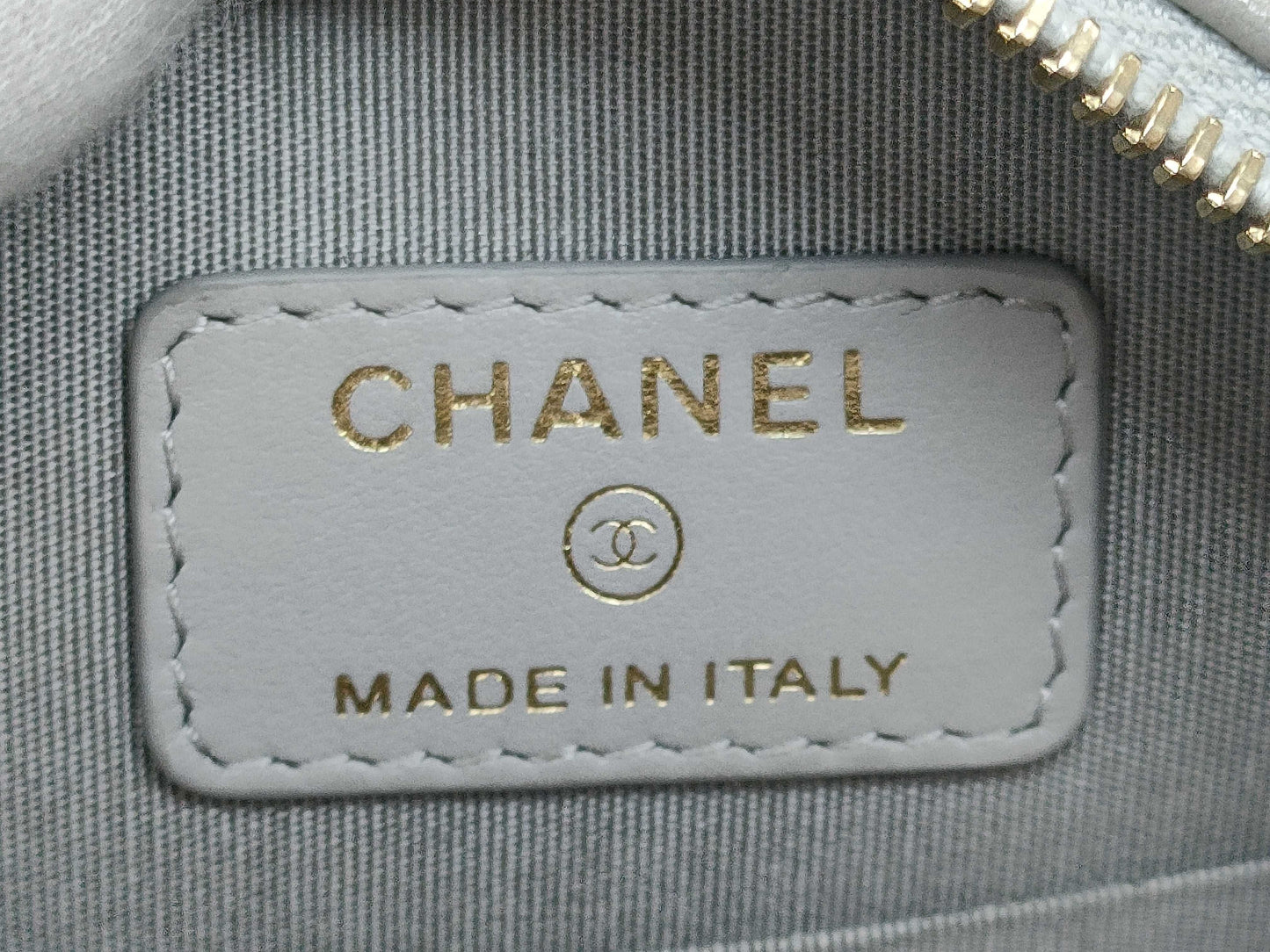 CHANEL Chanel 19 Round Chain Shoulder Bag Light Gray Shoulder Bag